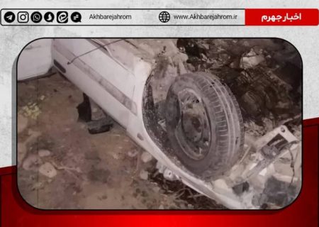 واژگونی خودرو در محور جهرم به شیراز با ۴ مصدوم