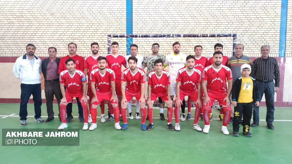 استعدادیابی باشگاه منتخب بخش مرکزی شهرستان جهرم برای حضور در مسابقات فوتسال لیگ برتر فارس
