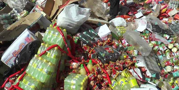 کشف و معدوم سازی بیش از ۷۰۰۰ کیلوگرم مواد غذایی غیر مجاز در جهرم