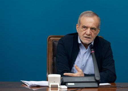 اولین واکنش رئیس‌جمهور پزشکیان به تجاوز بامداد امروز: آمریکا با مشاهده ناتوانی رژیم صهیونیستی، ناگزیر به میدان آمد