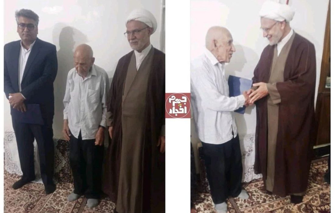 تجلیل از یکی از قدیمی‌ترین کسبه بازار جهرم به مناسبت روز صنایع دستی