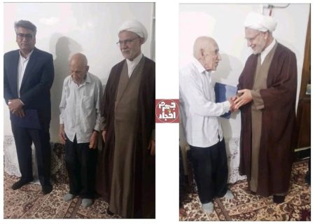 تجلیل از یکی از قدیمی‌ترین کسبه بازار جهرم به مناسبت روز صنایع دستی