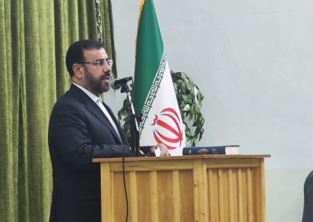 از دکتر مطهرنیا به عنوان یک جوان تحصیل کرده انتظار داریم که مدیریتی مبتنی بر داده‌های علمی داشته باشند