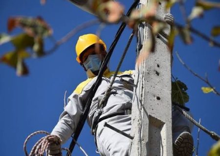 مشکل افت ولتاژ روستای علویه شهرستان جهرم رفع شد