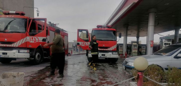 در آتش‌سوزی پمپ بنزین نخلستان جهرم، سه نفر دچار سوختگی با درصد شدید شده‌اند
