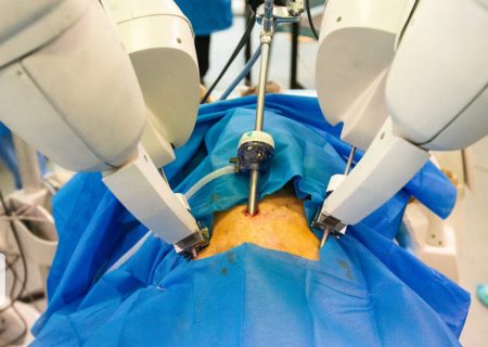 اهدای دستگاه برونکوسکوپی به ارزش ۱۸ میلیارد ریال به بیمارستان پیمانیه جهرم