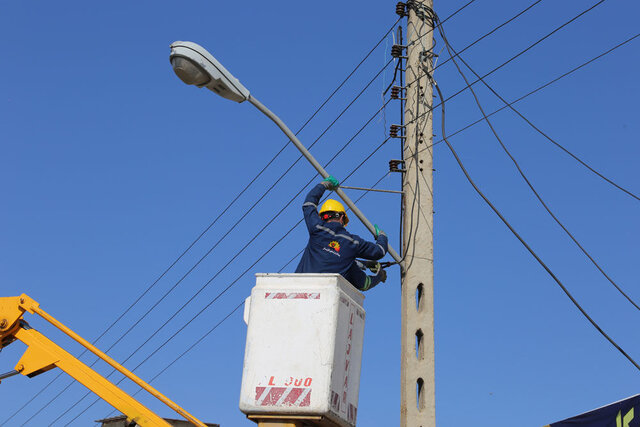 اصلاح و نوسازی شبکه ی روشنایی معابر بلوار های مادر و پرستار