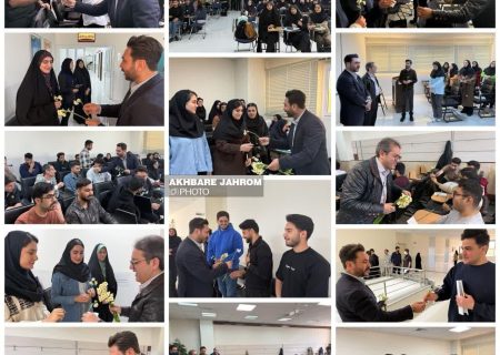 گرامیداشت روز دانشجو در جهرم با اهدای گل توسط سرپرست فرمانداری جهرم به دانشجویان